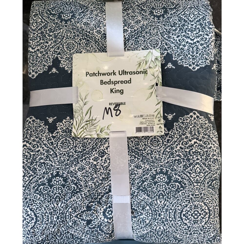 Patchwork, Ultrasonic King Size, Bedspread, Quilt Reversible NWT No Pillowcases
